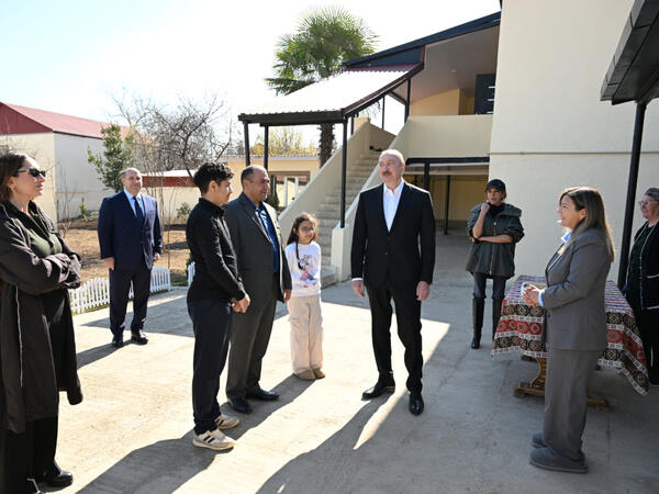 İlham Əliyevin Xocavənd sakinləri ilə səmimi söhbəti