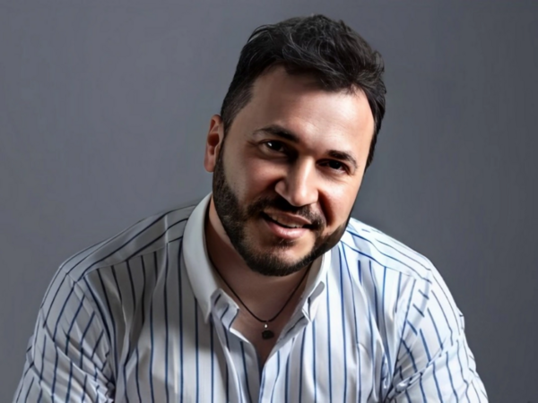 Azərbaycanlı müğənni döymələrini nümayiş etdirdi - <span class="color_red">FOTOlar</span>