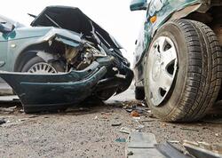 Şəmkirdə avtomobillər toqquşdu - Ölən var