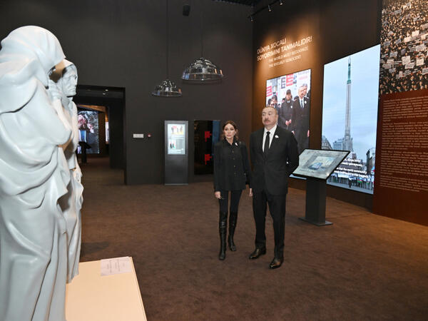 İlham Əliyevin sosial şəbəkə hesablarında dövlət başçısının Xocalı Soyqırımı Memorialının açılışında iştirakı ilə bağlı VİDEO paylaşılıb