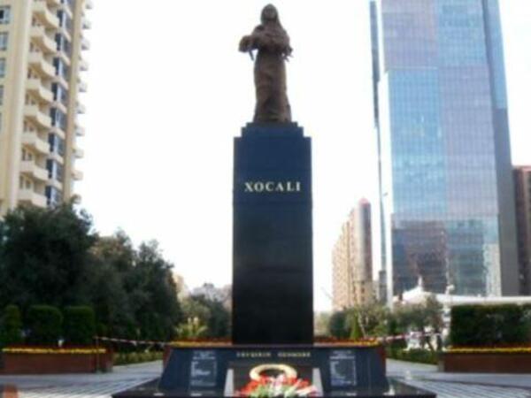 Xalqımız "Ana harayı" abidəsini ziyarət edir