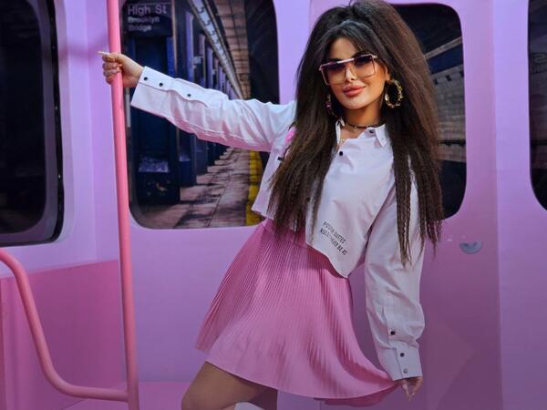 "Yaraşıqlı, boylu-buxunlu və bədənli kişi SEVİRƏM"