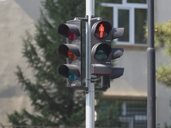 Yeni işıqforlar sürücüləri cərimələyəcək?