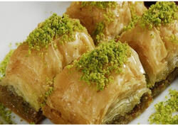 Türk paxlavası alarkən diqqət edin - Keyfiyyətini bu əlamətlər göstərir