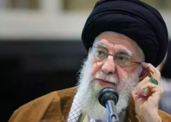 Xameneinin olduğu yerin koordinatlarını kim verib?