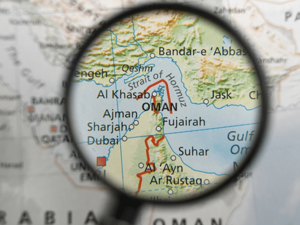 İran Hörmüz boğazını gəmilər üçün açıb