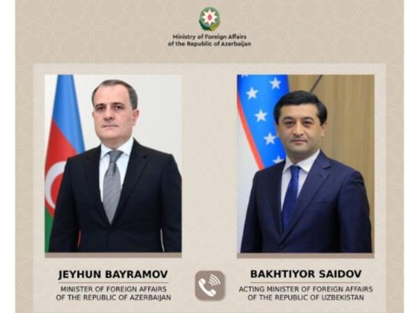 Ceyhun Bayramov özbəkistanlı həmkarı ilə telefonla danışdı