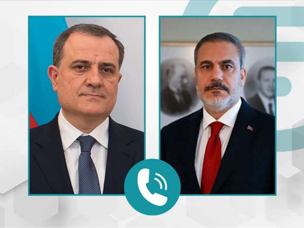 Ceyhun Bayramovla Hakan Fidan telefonla DANIŞDI