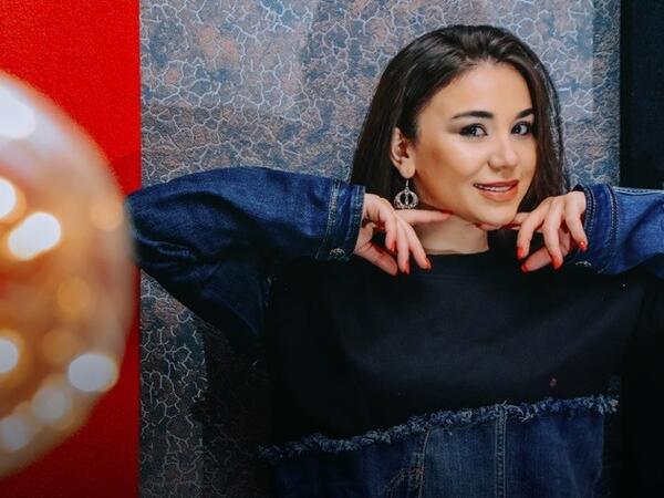 Müğənni ərindən ayrılan xanəndə hönkür-hönkür AĞLADI - <span class="color_red">VİDEO</span>