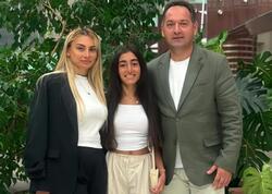 Əməkdar artist xanımı və qızı ilə - <span class="color_red">FOTO</span>