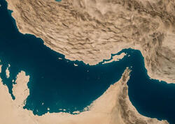 "Hörmüz boğazından keçən bütün gəmilər vurulacaq"