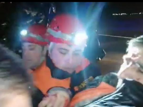 Yük avtomobilləri toqquşdu - Vətəndaşlar belə xilas edildi - <span class="color_red">VİDEO</span>