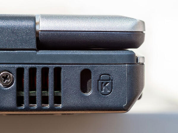 Kompüterinizin yan tərəfindəki kilid simvolu: Heç kim nə işə yaradığını bilmir