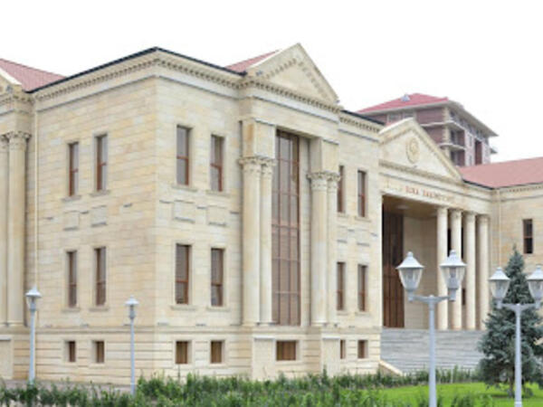 Daha bir icra hakimiyyətində İXTİSAR: 36 əməkdaş işdən ÇIXARILDI