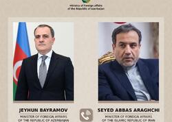 Əraqçi Ceyhun Bayramova zəng edib