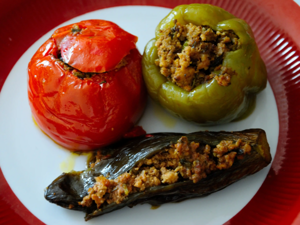 Çinli "3 bacı dolması" yeyərsə... - <span class="color_red">VİDEO</span>