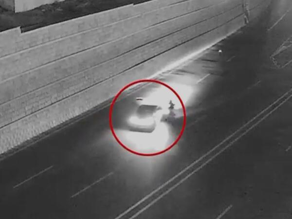 Bakıda ağır qəza: motosikletlə avtomobil toqquşdu - <span class="color_red">VİDEO</span>