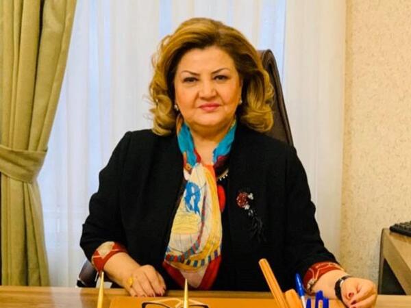 Tənzilə Rüstəmxanlı fotoşopla yaşını azaltdı - <span class="color_red">FOTO</span>