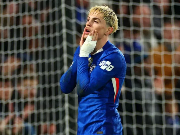 “Çelsi”nin ulduzundan sevgilisinə inanılmaz jest