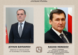 Ceyhun Bayramov türkmənistanlı həmkarına İranın dron hücumları barədə məlumat verib