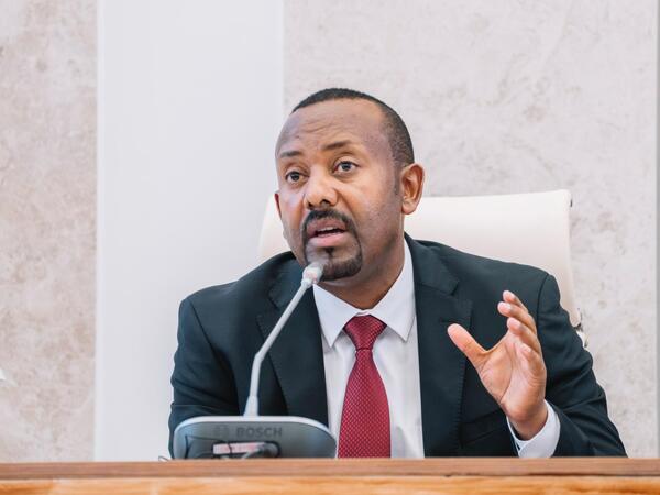 Efiopiyanın Baş naziri Prezident İlham Əliyevə zəng edib