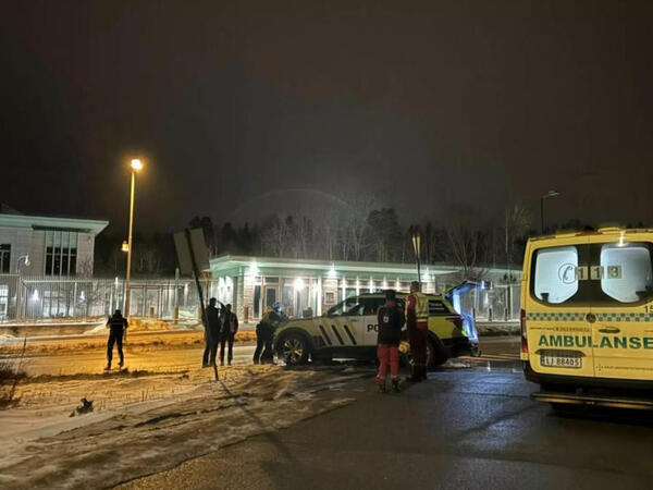 Avropa ölkəsindəki ABŞ səfirliyində PARTLAYIŞ