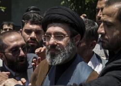 Yeni dini liderin elan edilməsi anı, İran xalqı küçələrə axışdı - <span class="color_red">VİDEO</span>