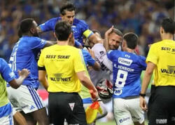 Braziliya futbolunda dava - 23 qırmızı kart verildi