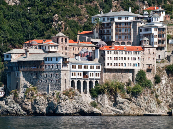 Bu adada yalnız kişilər yaşayır - Qadınların girişi  QADAĞANDIR! - <span class="color_red">FOTOlar</span>