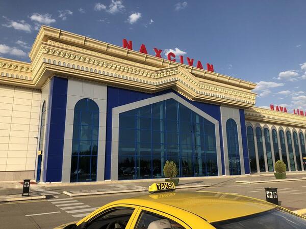 Naxçıvan aeroportunun fəaliyyəti bərpa EDİLDİ