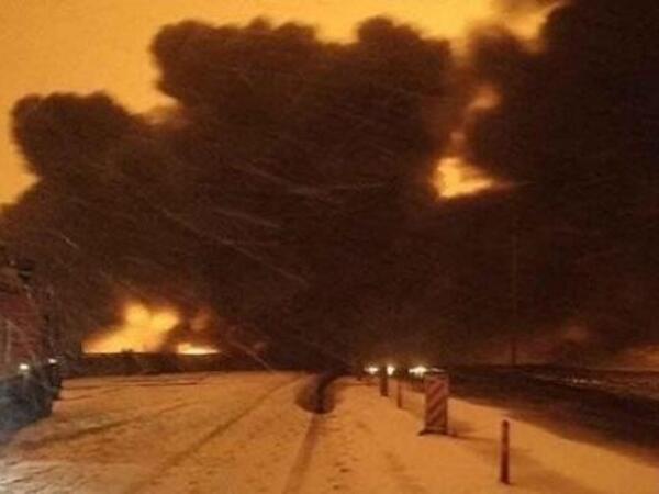 Bu ölkənin əsas neft zavodu İran tərəfindən VURULDU