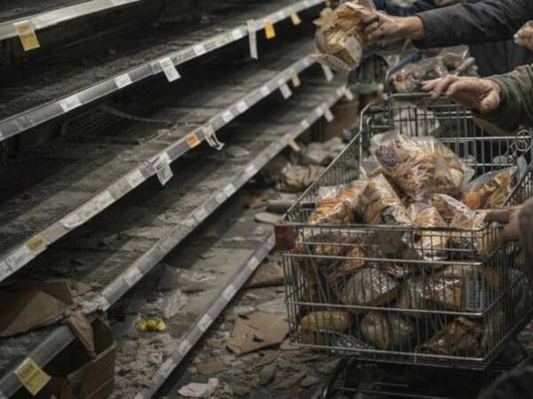 2 ölkə çökür: Ehtiyatlar bitdi, əhali 3 ay davam gətirə bilməz