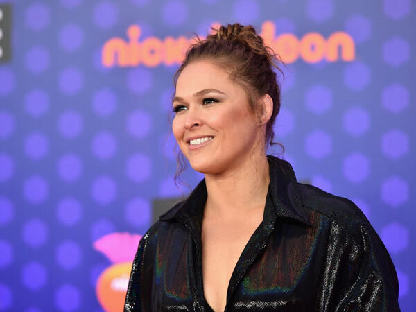 Rouzi: “UFC Ağ Ev kartı bərbaddır”