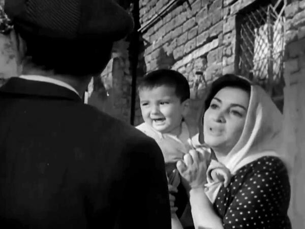 Əməkdar artistin məzarından yayılan VİDEO müzakirə yaratdı