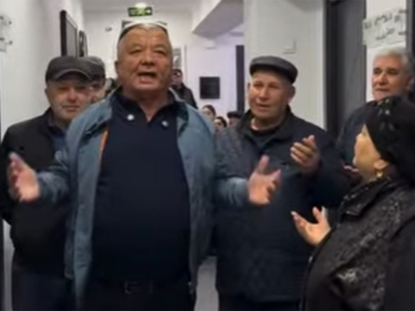 Polis qalmaqallı “həkim”i saxladı