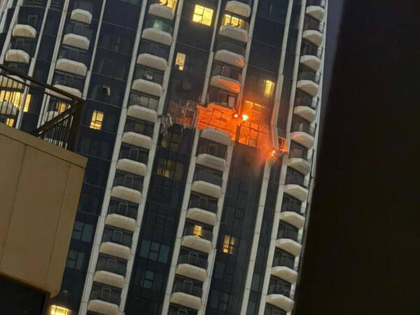 İran dronu Dubayda yaşayış binasına çırpıldı - <span class="color_red">VİDEO</span>