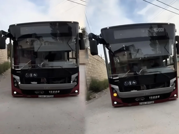 "BakuBus"a aid olduğu deyilən avtobus təəccübləndirdi - VİDEO