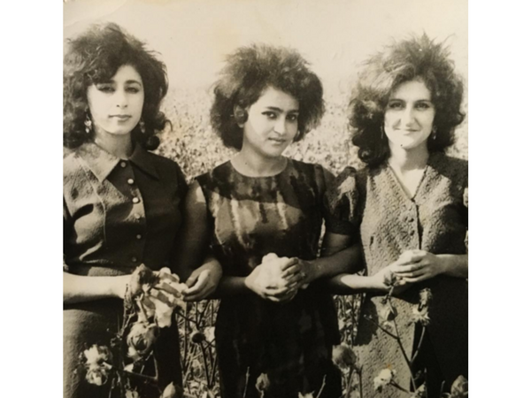 Əməkdar artistlərin illər əvvəlki FOTOsu maraq yaratdı