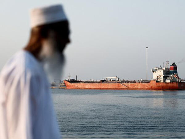 İranın Xarici İşlər Nazirliyi gəmilərin keçid şərtlərini açıqladı