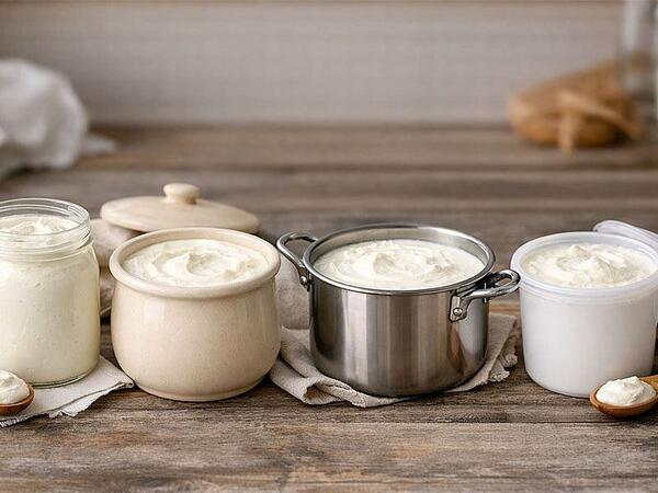 Qatıq ən yaxşı hansı qabda mayalanır?