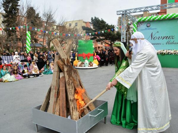 Paytaxtın Abad məhəllələrində Novruz şənlikləri keçirilir - <span class="color_red">FOTO</span>