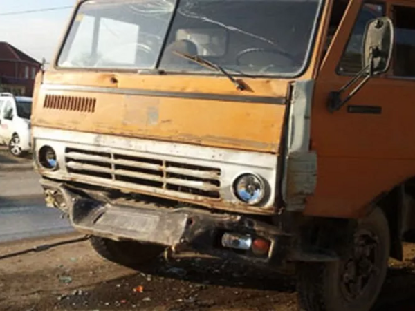 "Jiquli" "KamAZ"la toqquşdu - <span class="color_red">Ölən var</span>