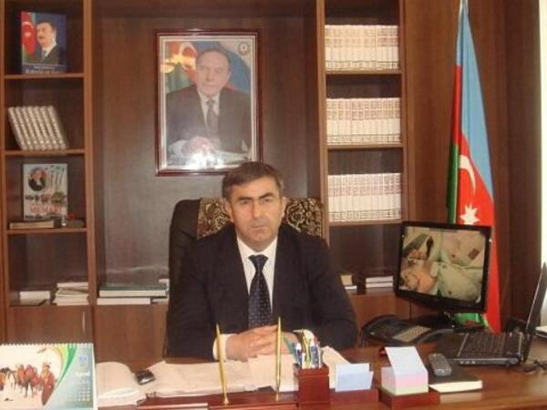 İcra başçısı müğənnini həbs etdirib?