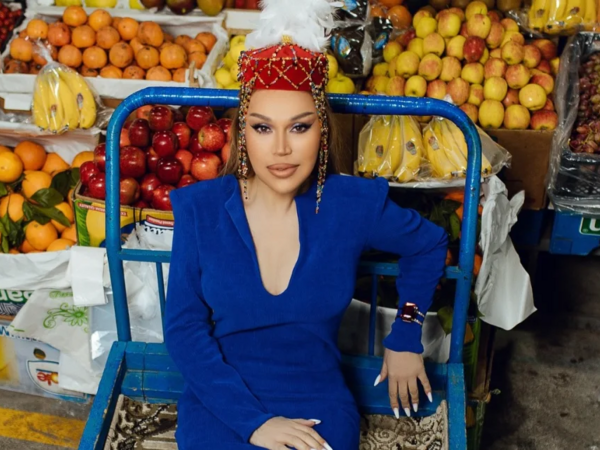 Rəqsanə bazar arabasında - <span class="color_red">FOTO</span>