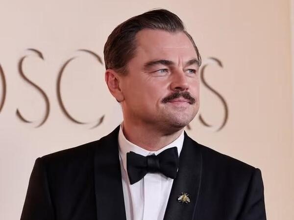 Hollivud ulduzunun bığları gündəm oldu - <span class="color_red">FOTOlar</span>