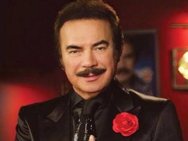 Məşhur müğənni xəstəxanaya yerləşdirildi