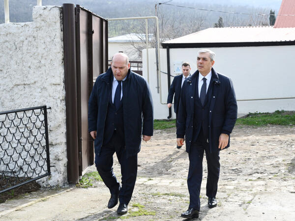 Əlaqələndirmə Qərargahının üzvləri Xocavəndin Quzeyxırman kəndində aparılan təmir-bərpa işləri ilə tanış olublar - <span class="color_red">FOTO</span>