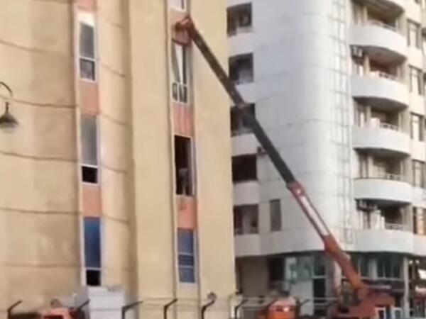 Paytaxtda tarixi abidəyə MÜDAXİLƏ - İcazə də, izahat da yoxdur