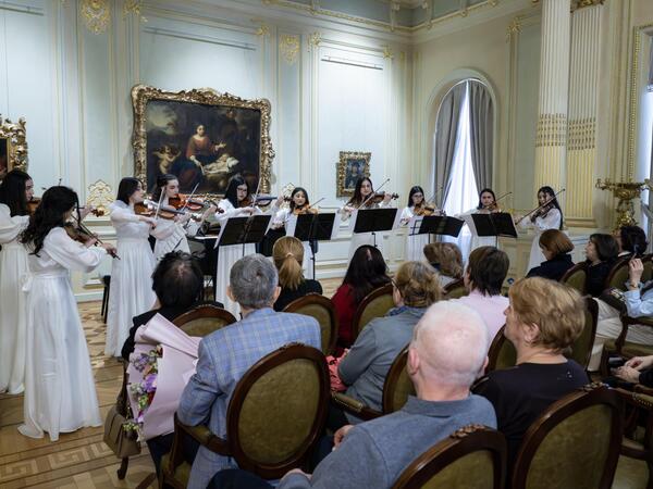 “Detache-Sabah” violinoçular ansamblının konserti baş tutub - <span class="color_red">FOTO</span>
