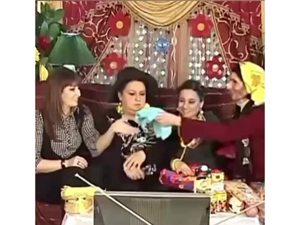 "Toppuş", "Cüllüt" bacı, "Keyxanım" və Dilarə Əliyeva İLLƏR ÖNCƏ - <span class="color_red">VİDEO</span>